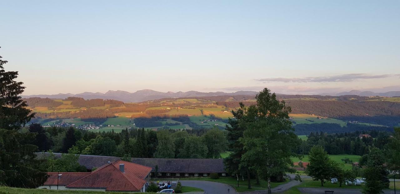 Schoenblick Hotel Garni Ferienwohnungen Lindenberg im Allgäu Zewnętrze zdjęcie